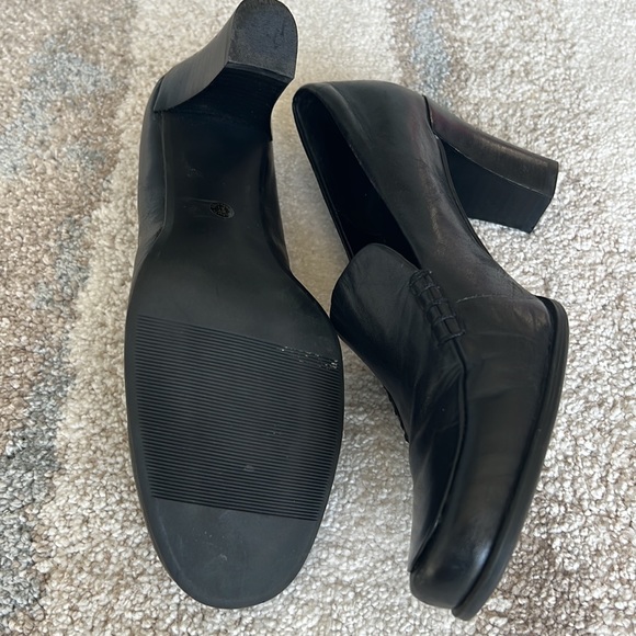 St.Johns’bay shoes - Picture 2 of 2